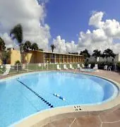 Hotel Red Roof 2*